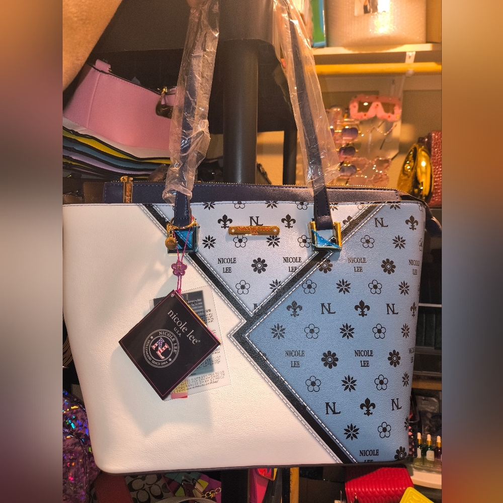 Nicole Lee White and Blue Floral Tote Bag